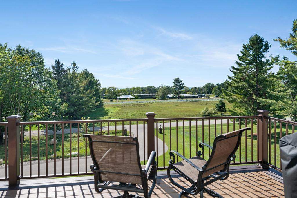 1267 Pine Tree Trail