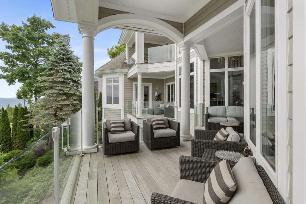 6804 Preserve Drive