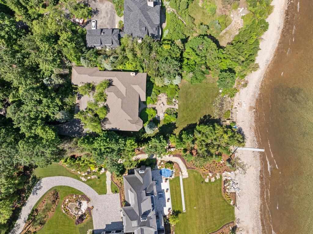 6804 Preserve Drive