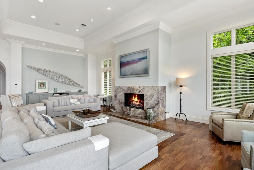 6804 Preserve Drive