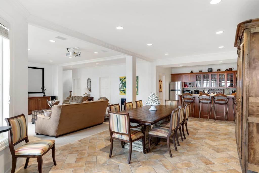6804 Preserve Drive