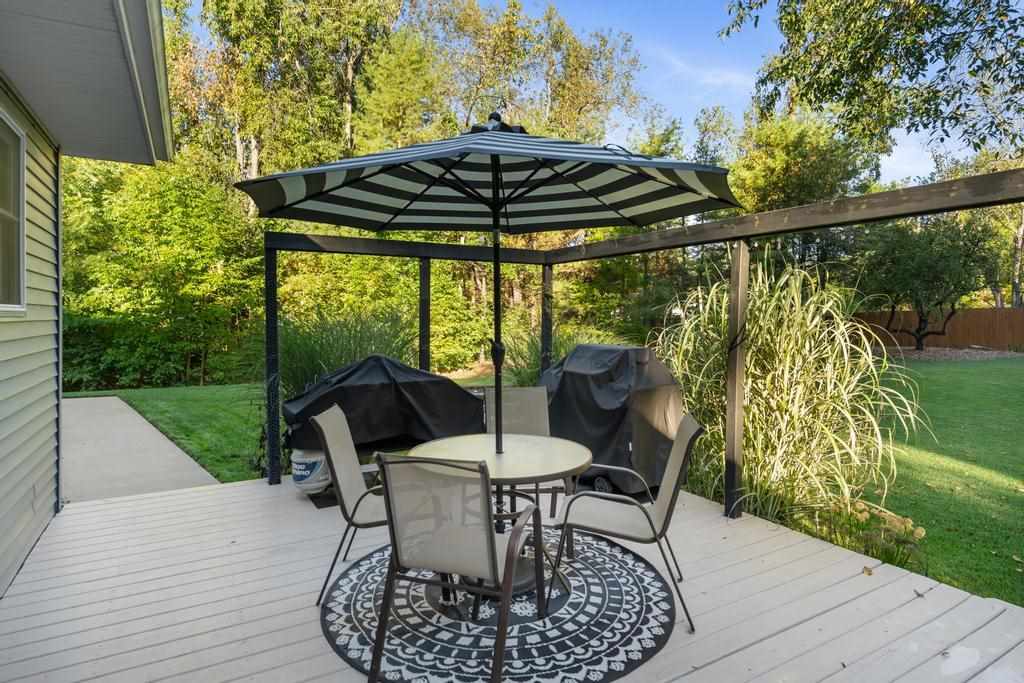 2845 Pine Bough Lane