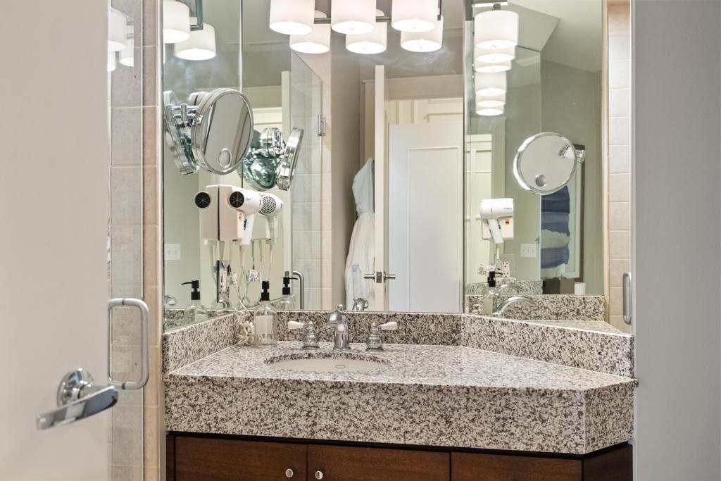 4200 Main Street Unit: 25