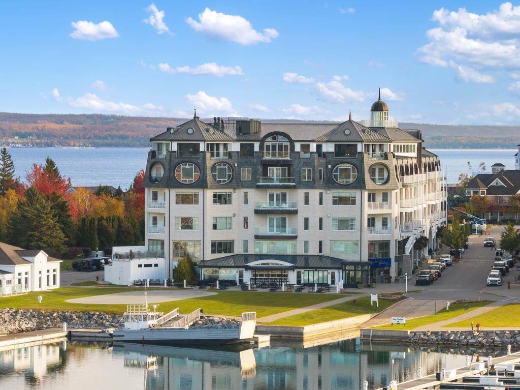 4200 Main Street Unit: 25