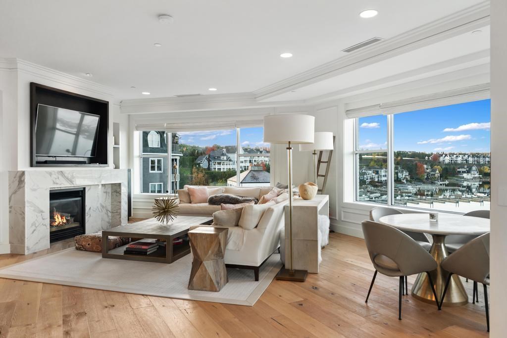 4200 Main Street Unit: 25