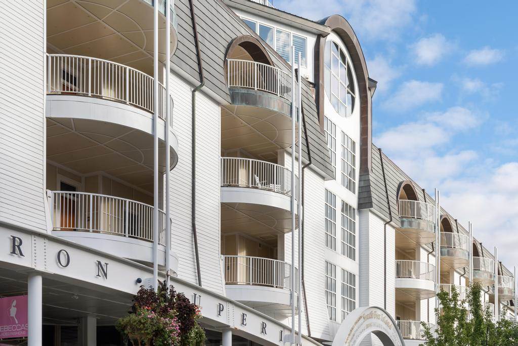 4200 Main Street Unit: 25