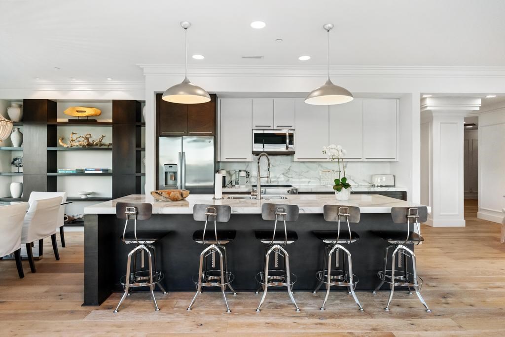 4200 Main Street Unit: 25