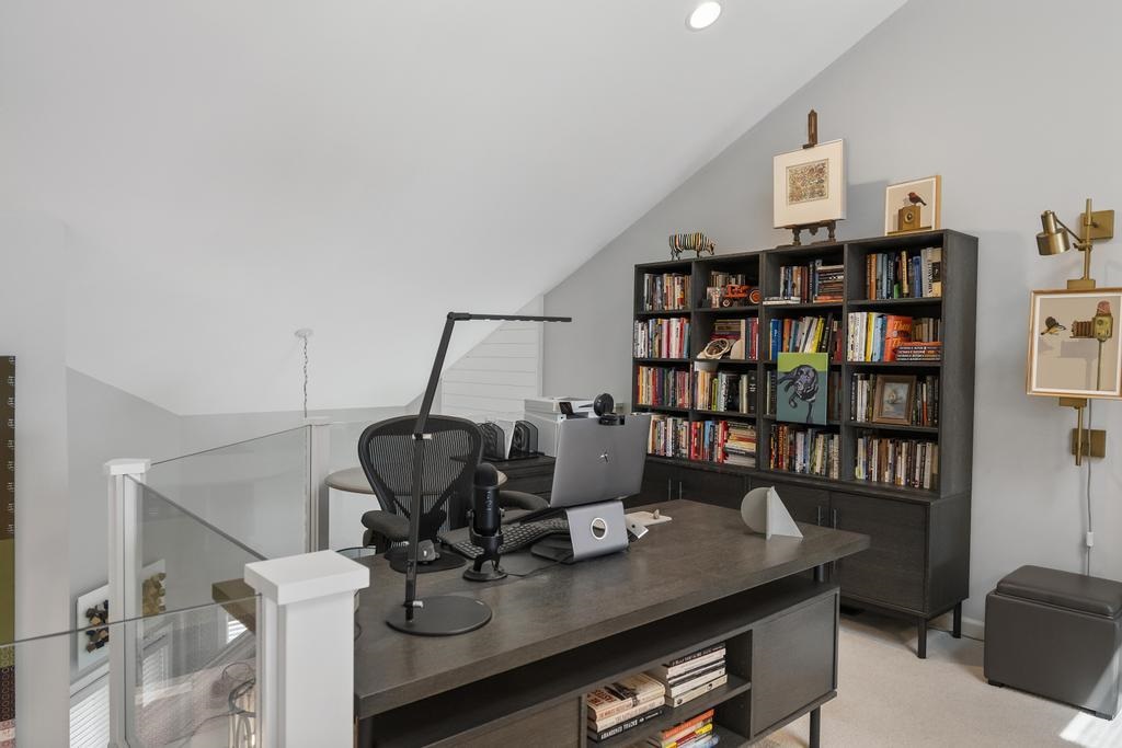 06020-27 Pine Lake Club Drive Unit: 27