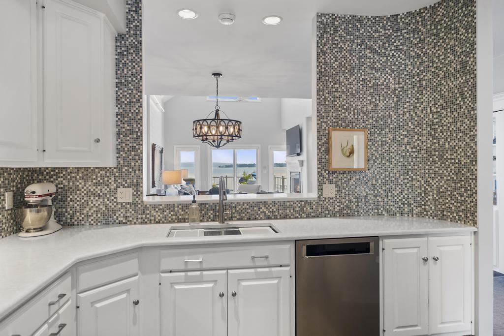 06020-27 Pine Lake Club Drive Unit: 27