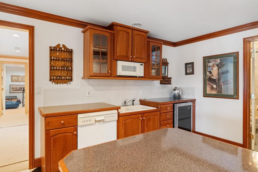 1022 Ridgeline Drive