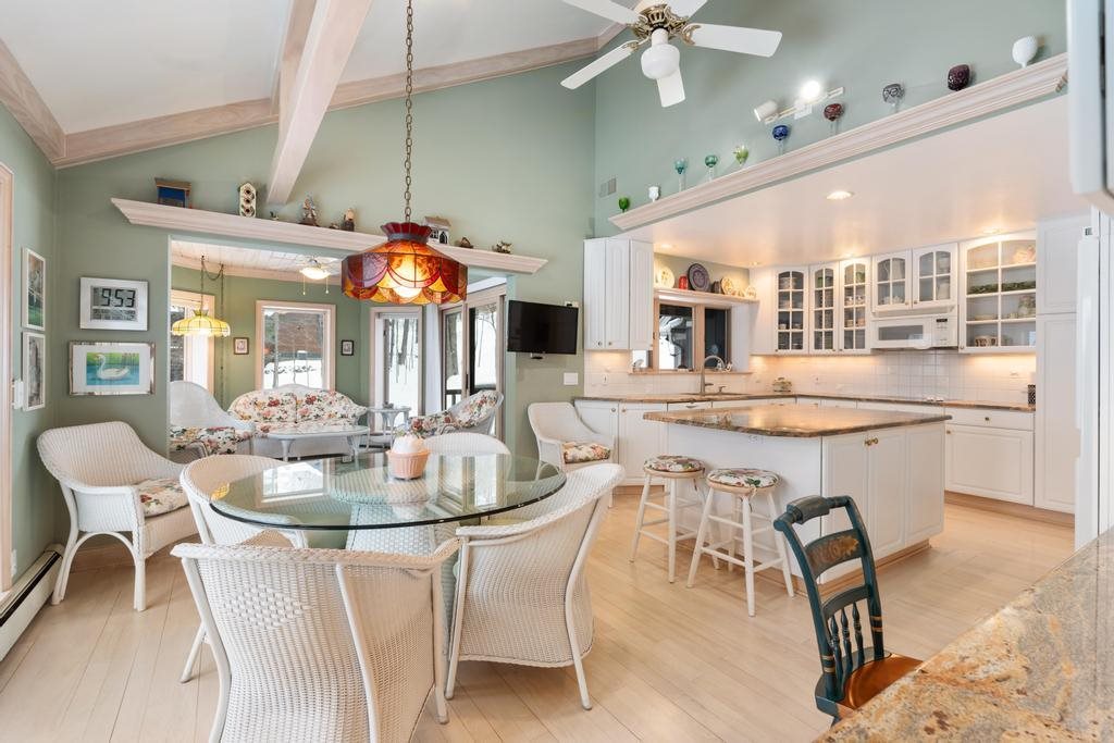 1022 Ridgeline Drive