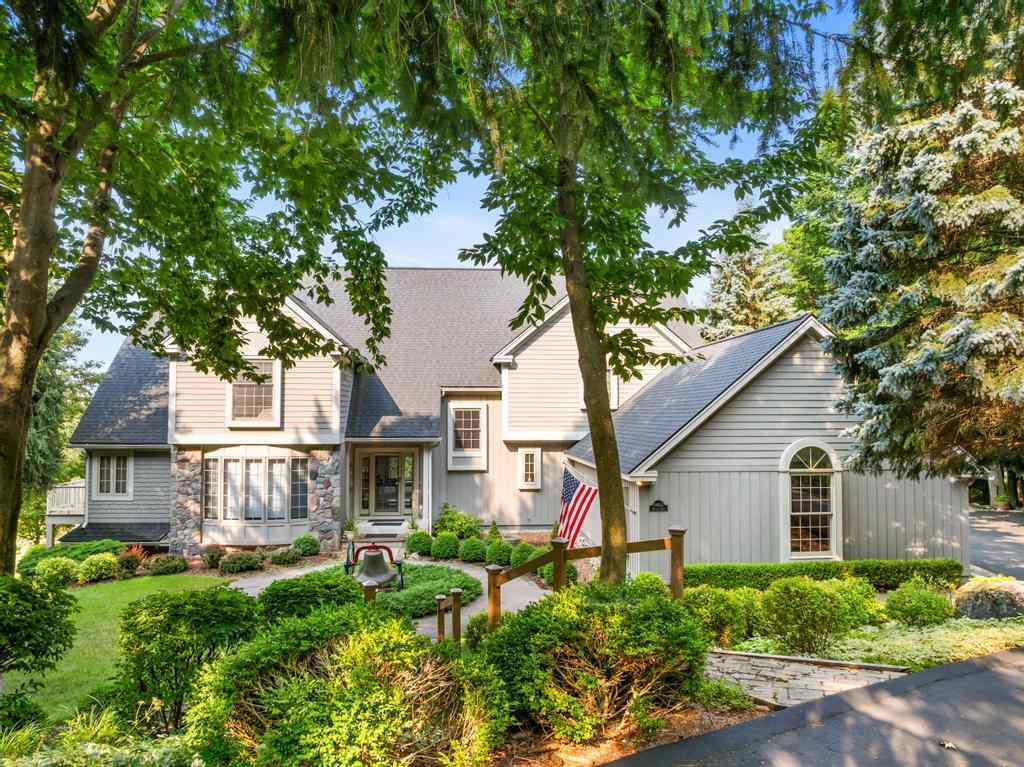 1022 Ridgeline Drive