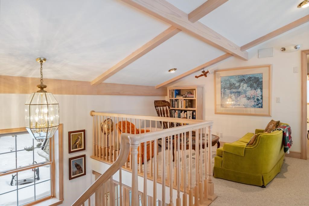 1022 Ridgeline Drive