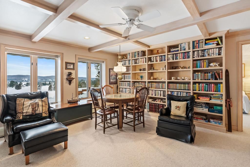 1022 Ridgeline Drive