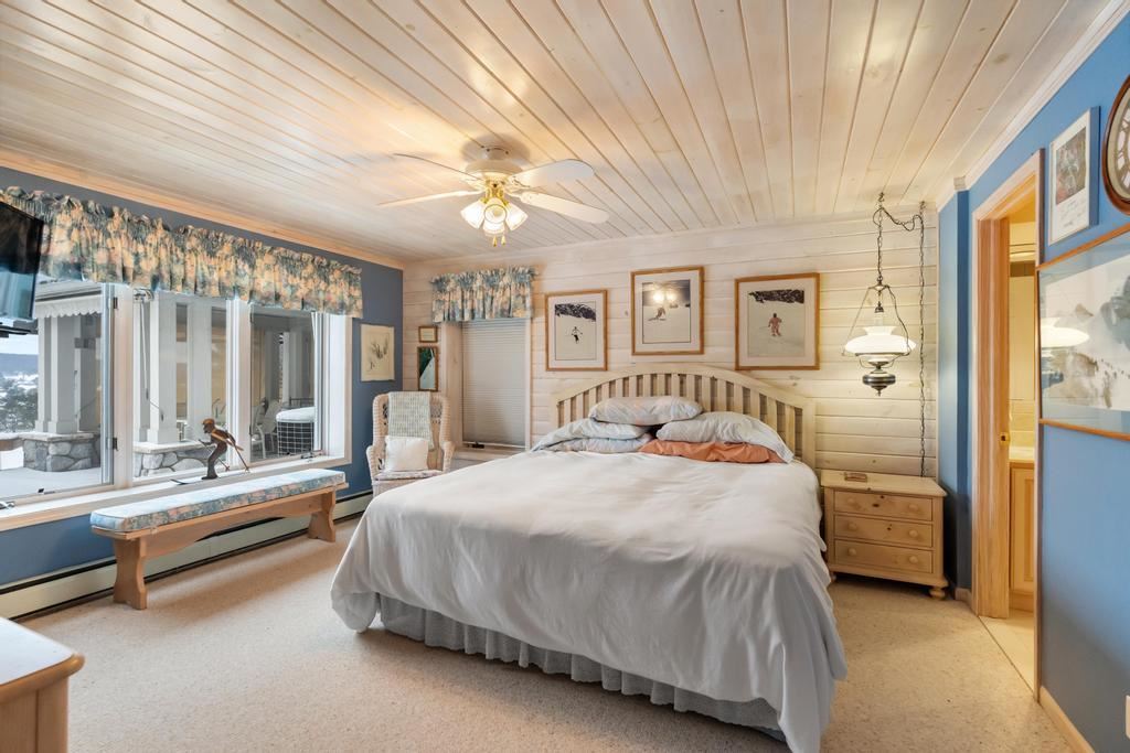 1022 Ridgeline Drive