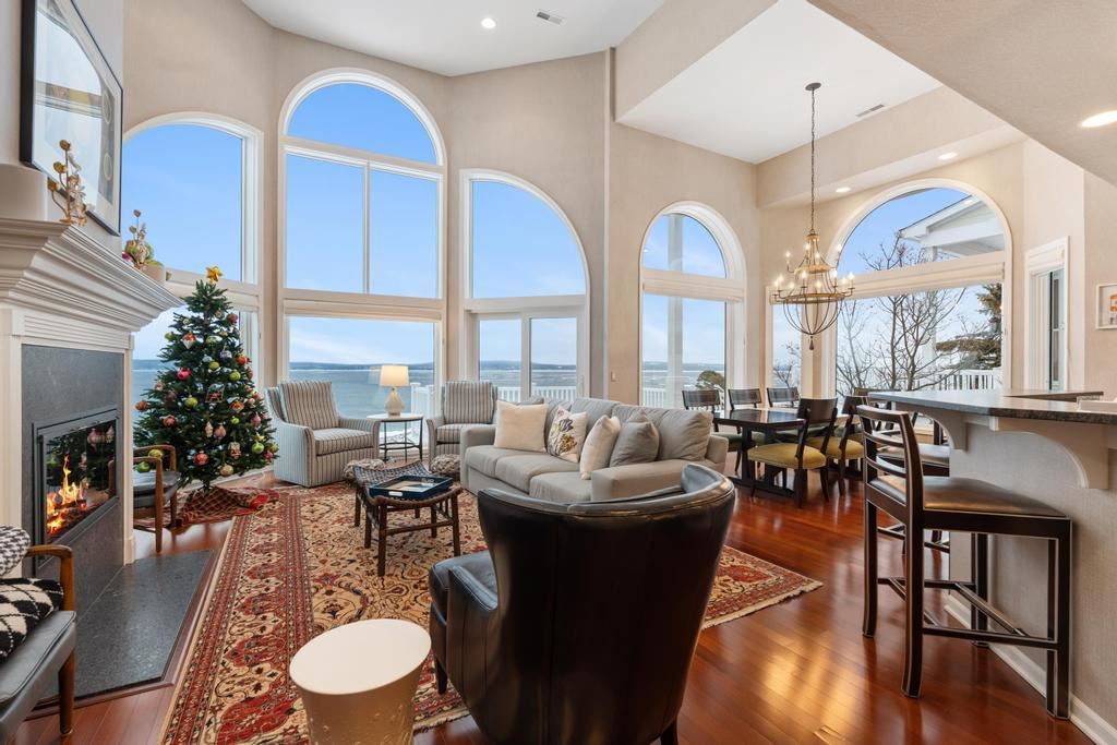 3252 Cliffs Drive Unit: 80