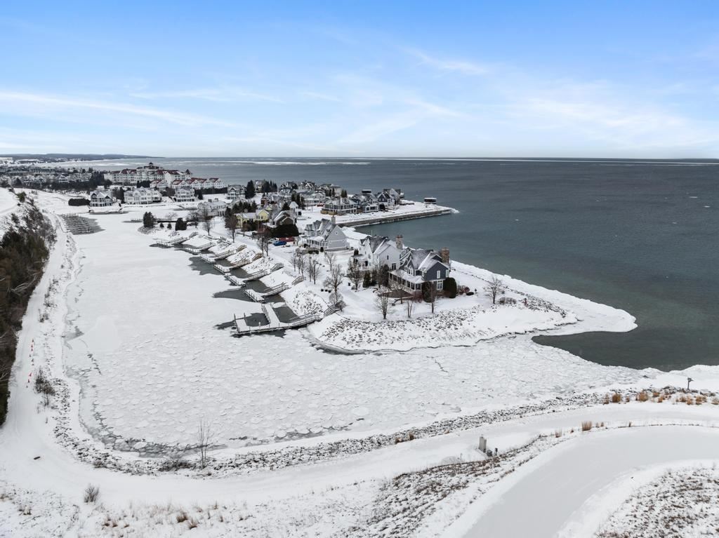 3252 Cliffs Drive Unit: 80