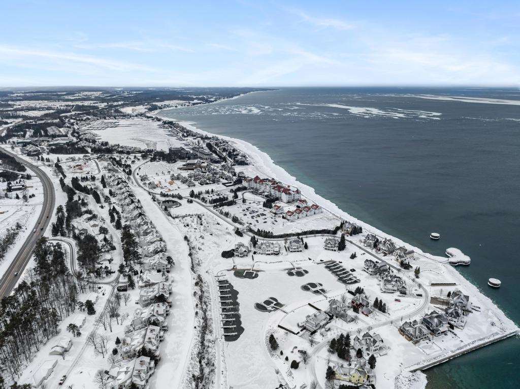 3252 Cliffs Drive Unit: 80