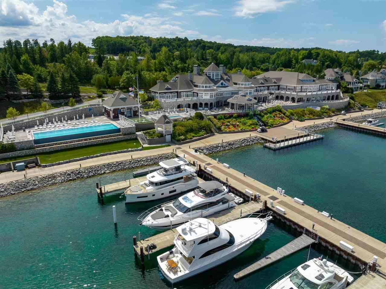 4300 Vista Drive Unit: Unit #39 (A-20)