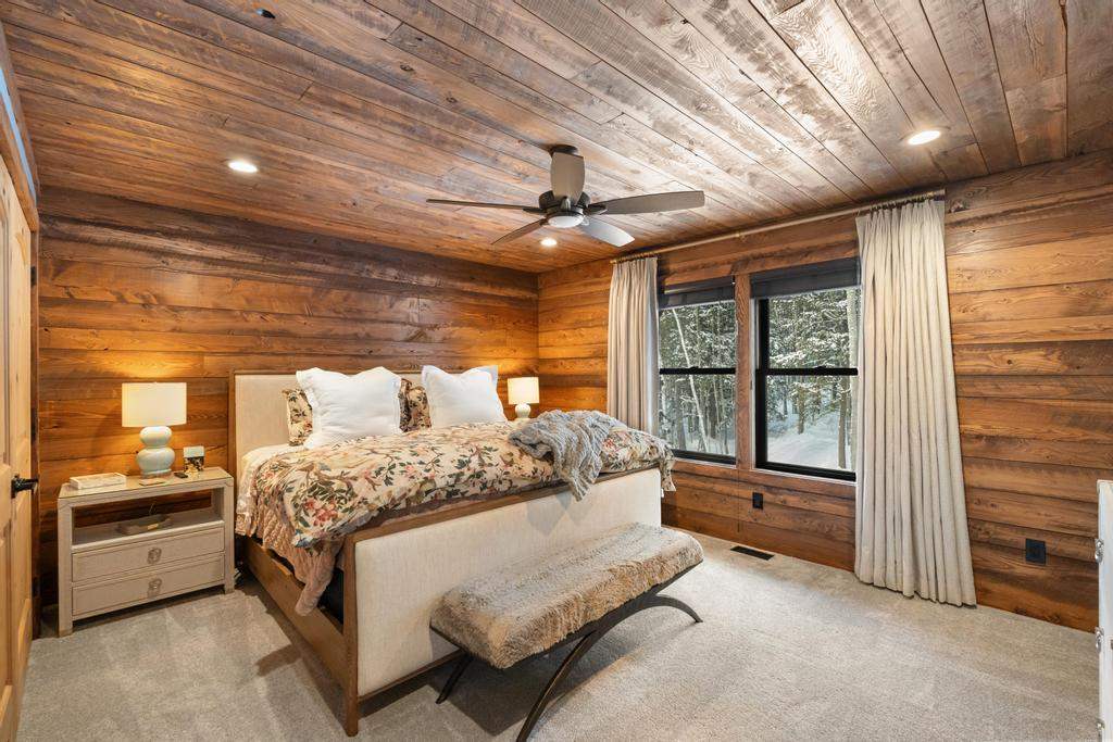 2342 Eagle Island Road