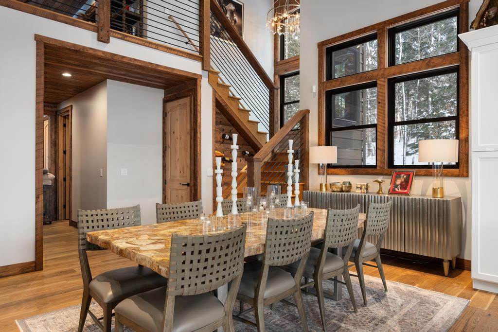 2342 Eagle Island Road