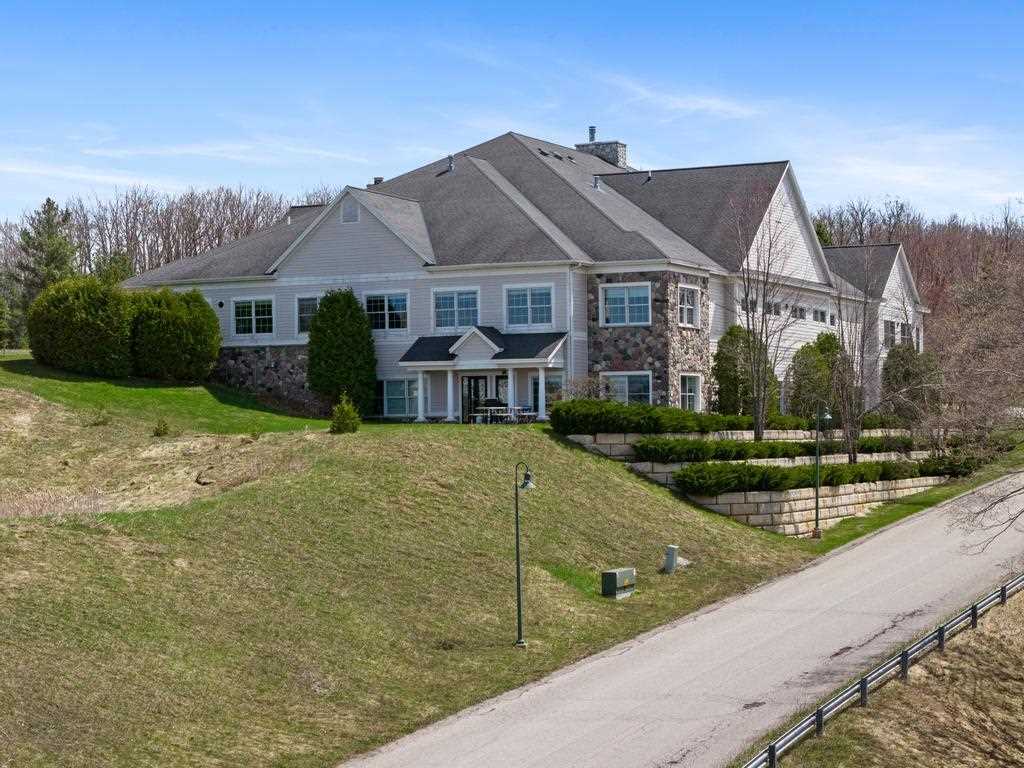 4048 Cedar Bluff Drive
