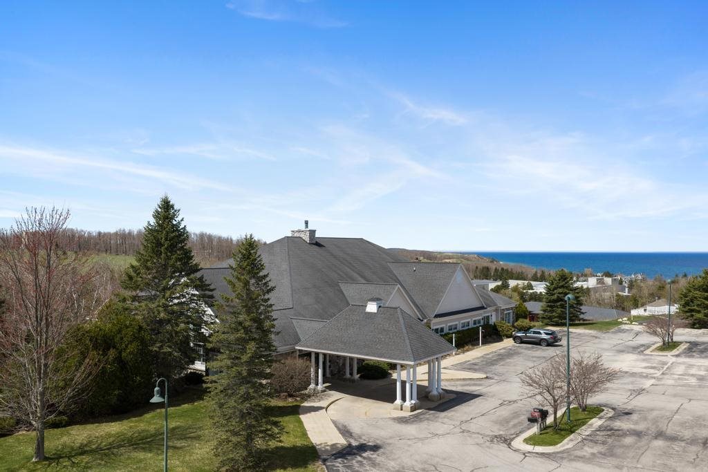 4048 Cedar Bluff Drive