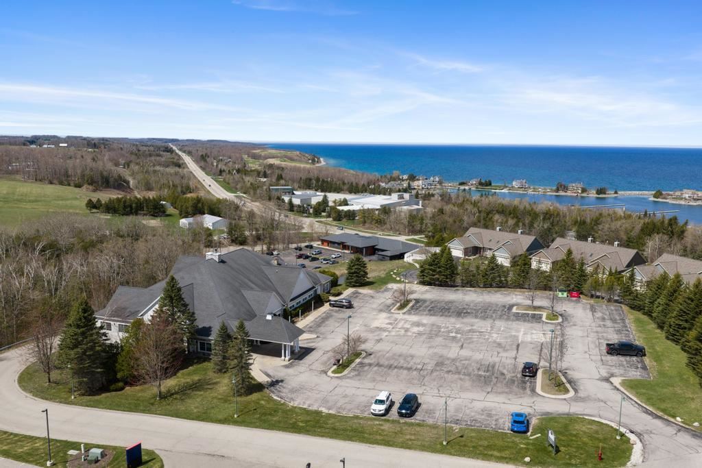4048 Cedar Bluff Drive