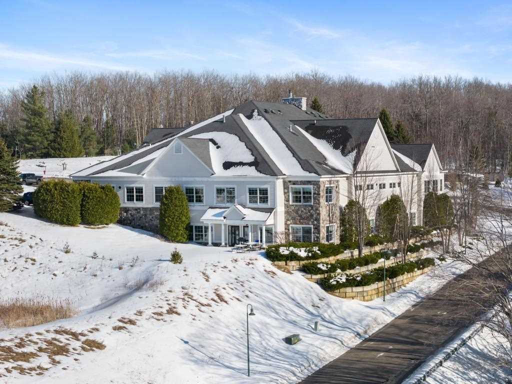 4048 Cedar Bluff Drive