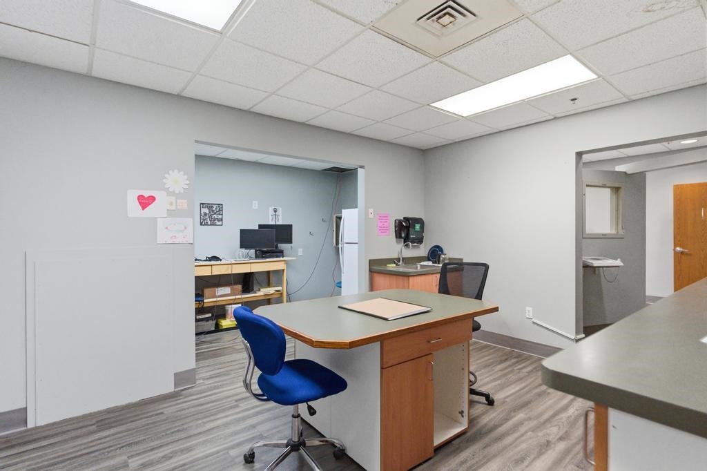 4048 Cedar Bluff Drive