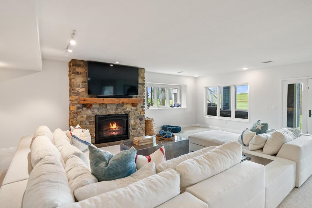 5034 Wildwinds Drive