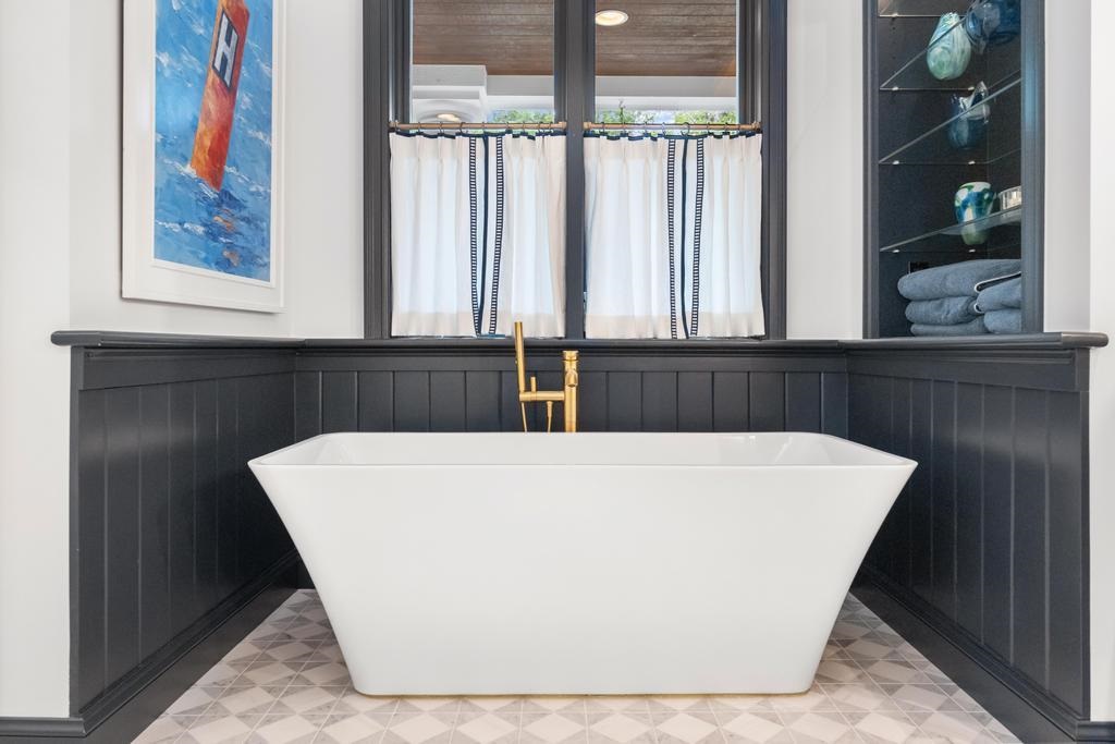 5034 Wildwinds Drive