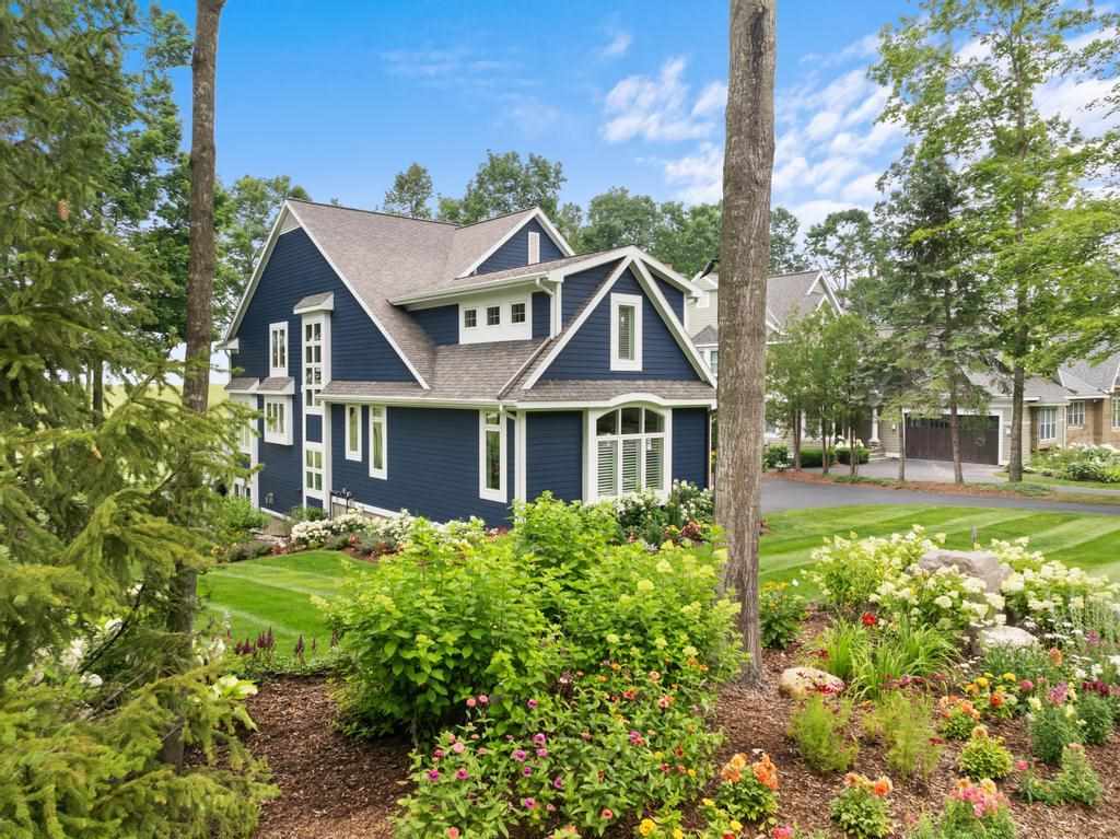 5034 Wildwinds Drive