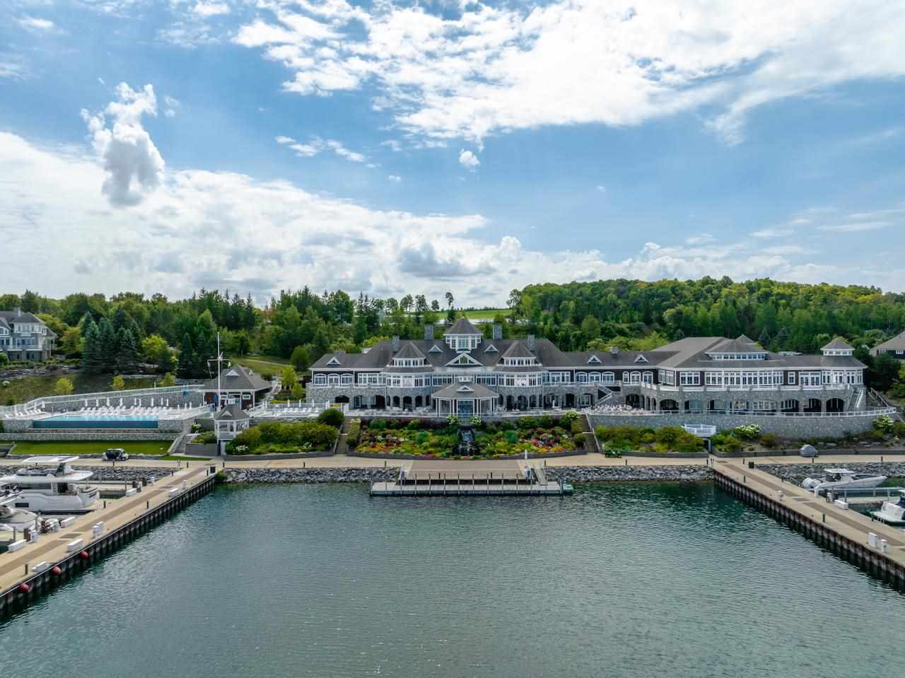 4300 Vista Drive Unit: Unit 28 (A-15)