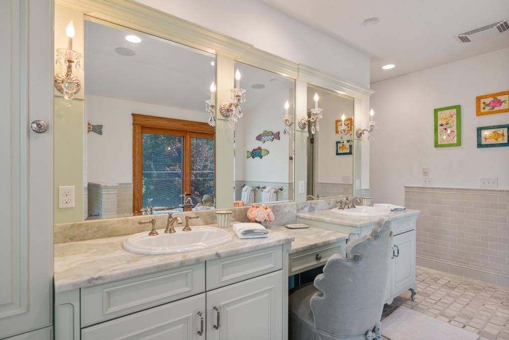 3248 Glenwood Beach Drive