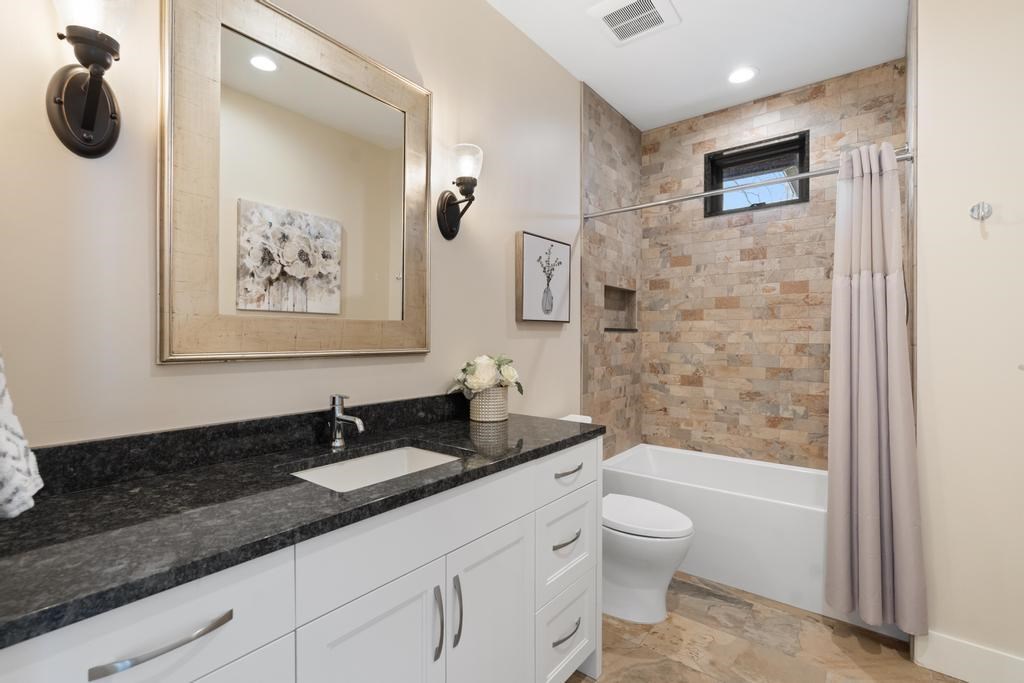 11649 Summerhill Way