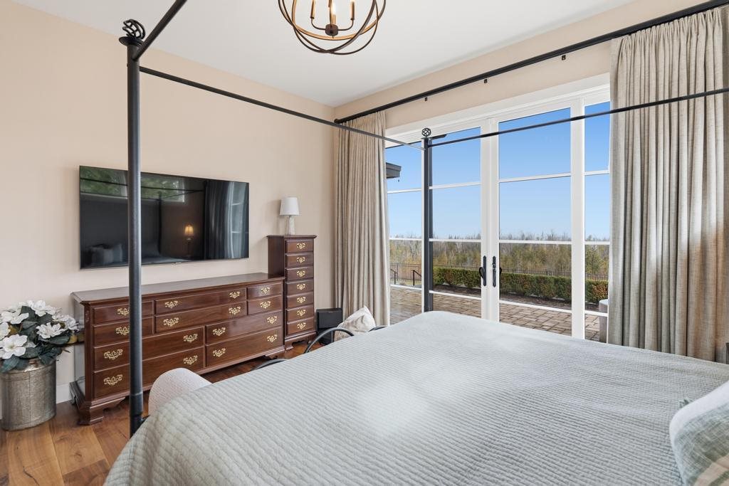 11649 Summerhill Way