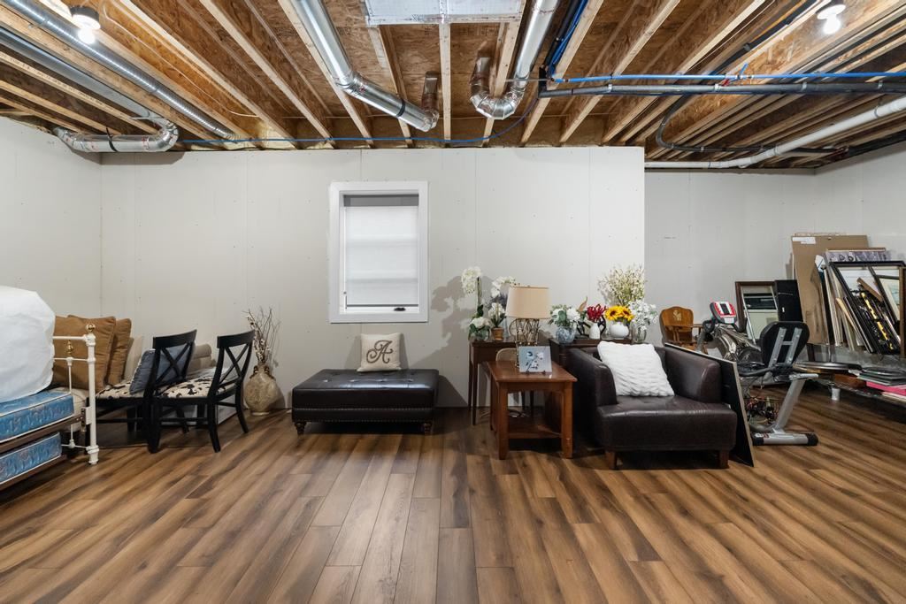 11649 Summerhill Way