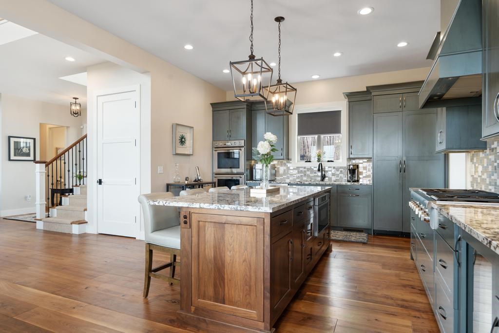 11649 Summerhill Way