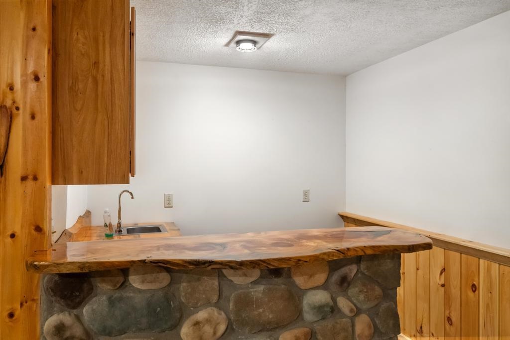 5592 Troon North