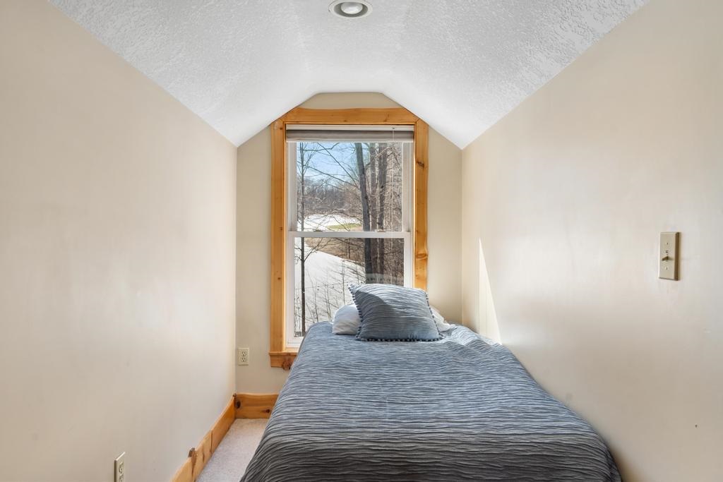 5592 Troon North