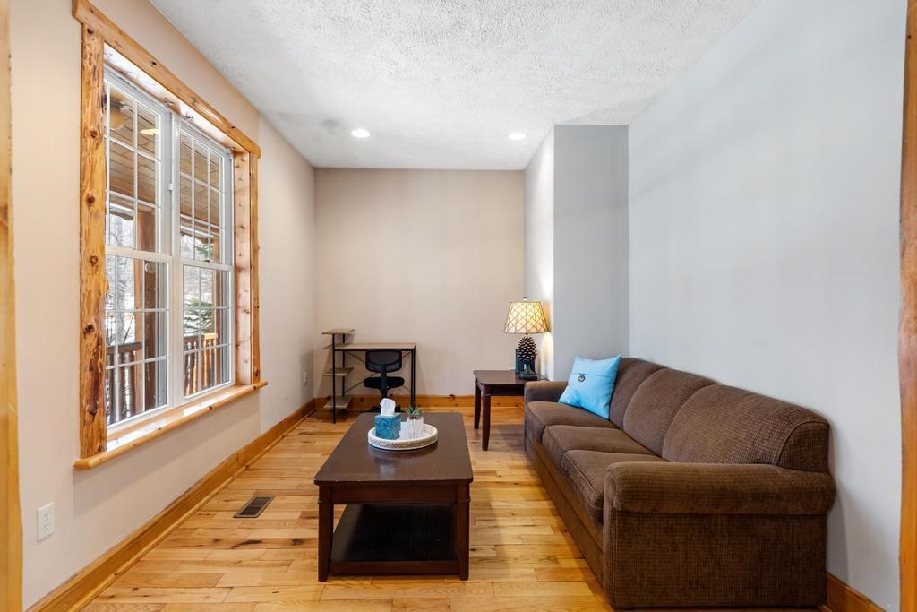 5592 Troon North