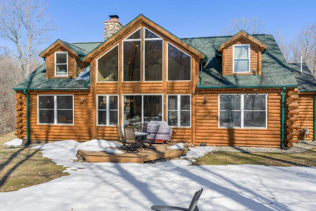 5592 Troon North