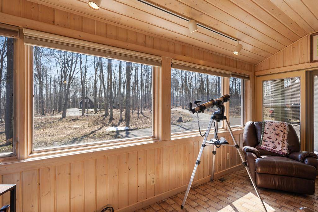 2364 Pinecrest