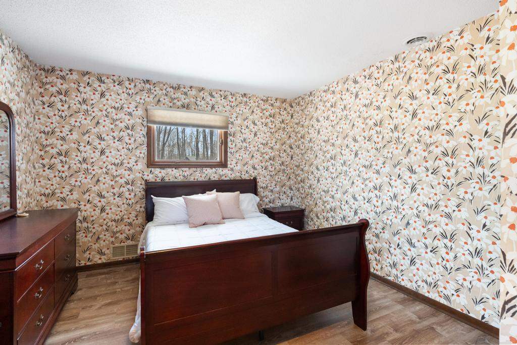 2364 Pinecrest