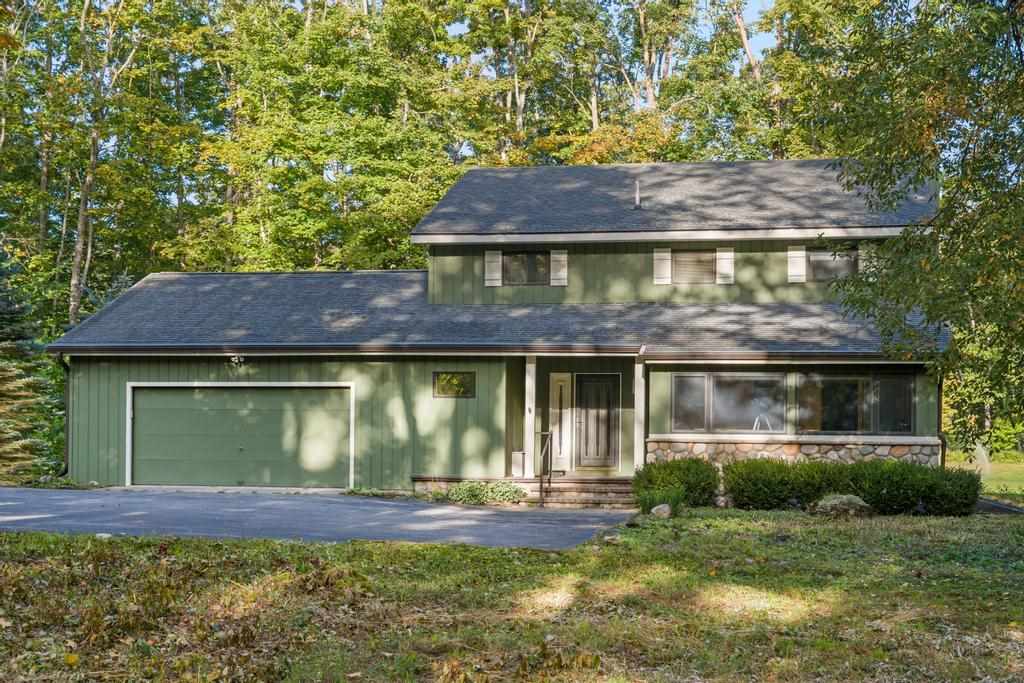 2364 Pinecrest
