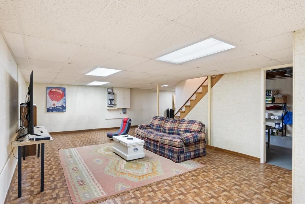 2364 Pinecrest