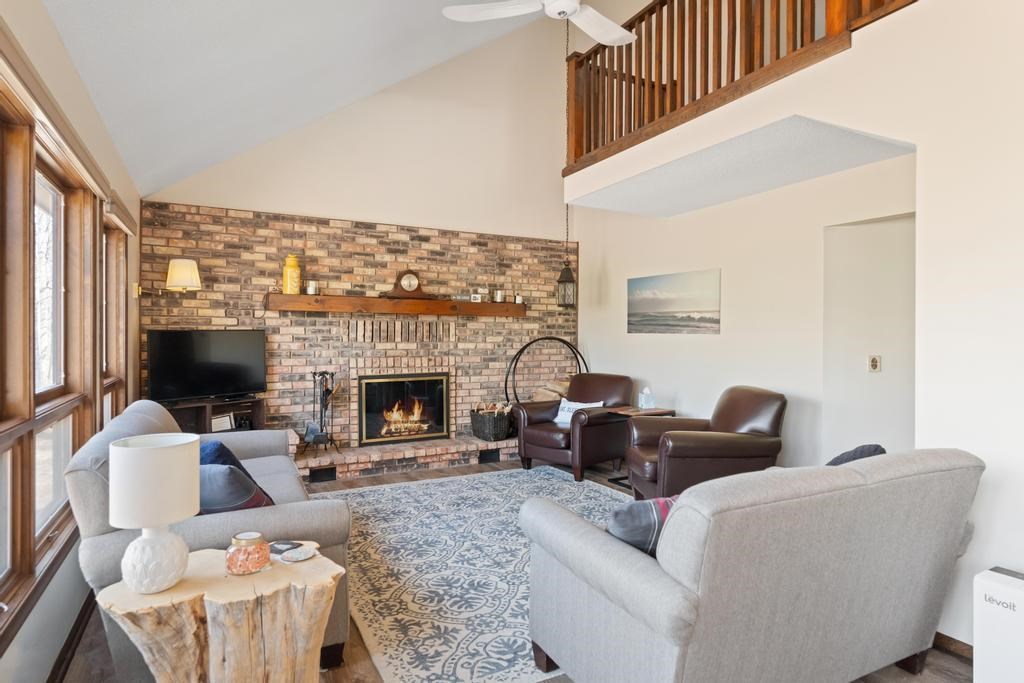 2364 Pinecrest
