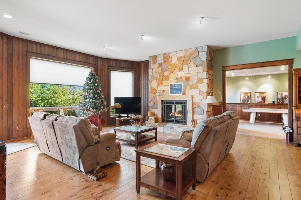 1145 Grand Ridge Drive