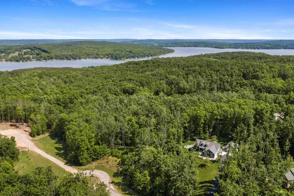 2155 Woodside Drive Unit: 13